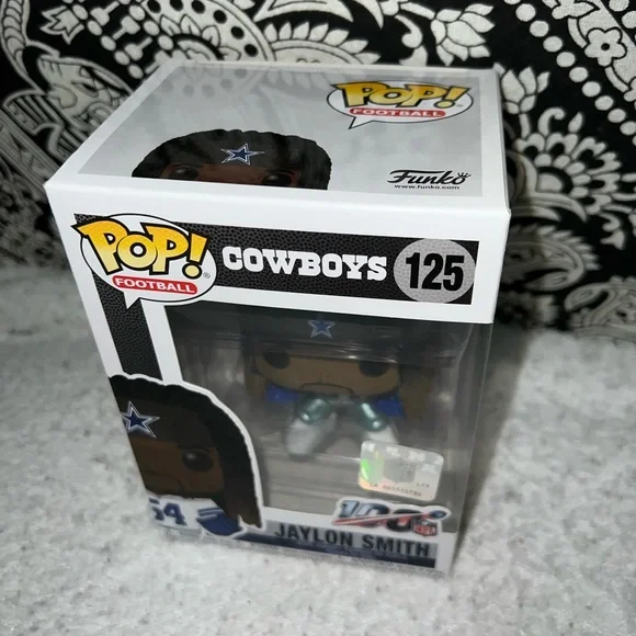 New! Never unboxed Funko Pop Jaylon Smith 125 Dallas Cowboy NFL - Picture 6 of 10